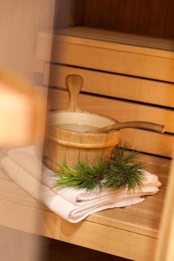 Alpenspitz Appartements - Garni - B&B Racines Ngoại thất bức ảnh