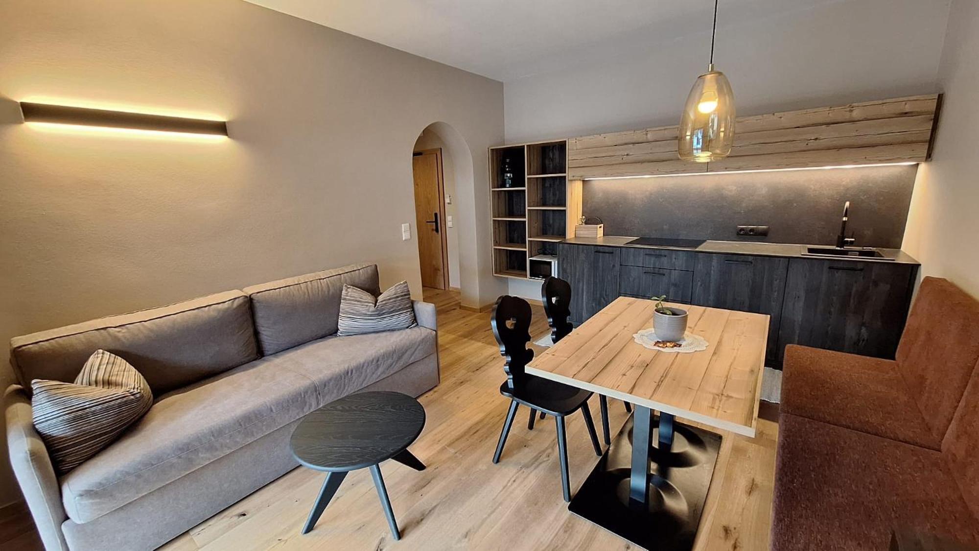 Alpenspitz Appartements - Garni - B&B Racines Ngoại thất bức ảnh