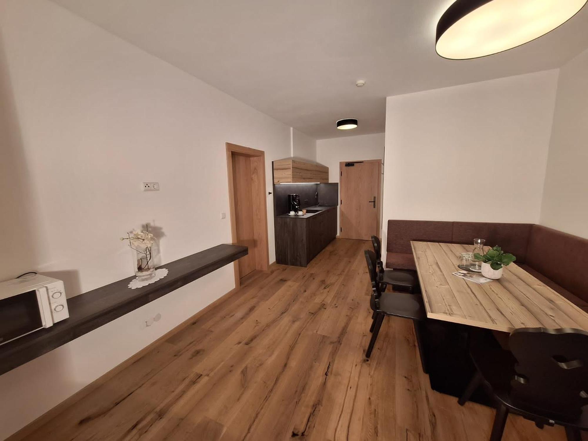Alpenspitz Appartements - Garni - B&B Racines Ngoại thất bức ảnh